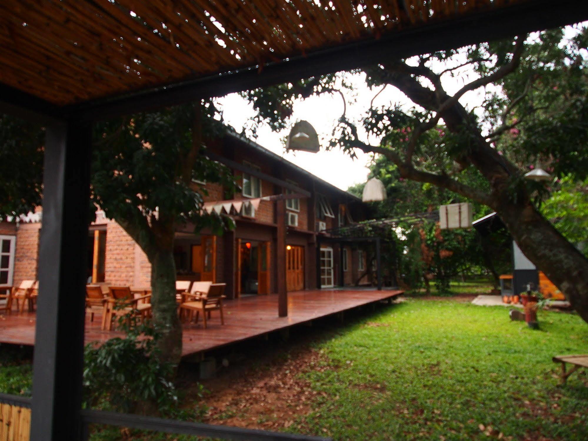 Srinual Lodge Nan Exterior foto